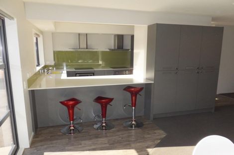 Photo of property in 76b Peer Street, Upper Riccarton, Christchurch, 8041