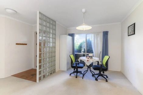 Photo of property in 1 Quartley Place, Huntington Park, Auckland, 2013