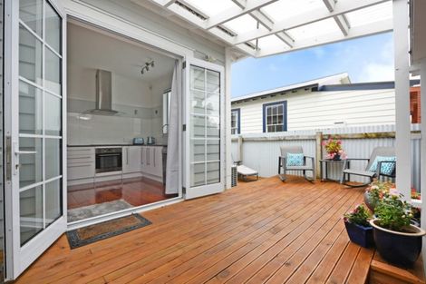 Photo of property in 53 Awamutu Grove, Waiwhetu, Lower Hutt, 5010