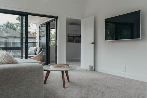 Photo of property in 26b Hythe Terrace, Mairangi Bay, Auckland, 0630