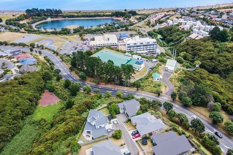 Photo of property in 38 Aspiring Terrace, Aotea, Porirua, 5024