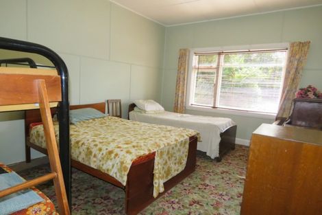 Photo of property in 21 Grey Road, Reefton, 7830