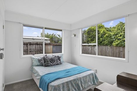 Photo of property in 8 Evelyn Place, Welbourn, New Plymouth, 4310