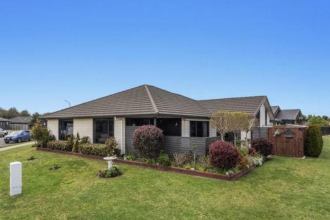 Photo of property in 2 Korimako Place, Coastlands, Whakatane, 3120