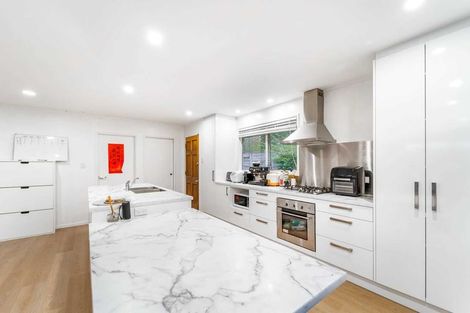 Photo of property in 33 Archers Road, Hillcrest, Auckland, 0629