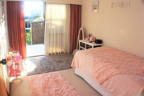 Photo of property in 33 Burtts Road, Durie Hill, Whanganui, 4500