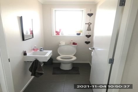 Photo of property in 43 Bert Wall Drive, Omokoroa, 3114