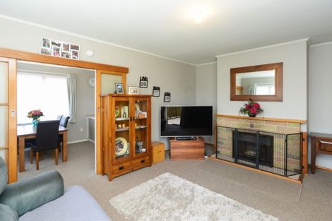 Photo of property in 4 Elizabeth Place, Clive, 4102