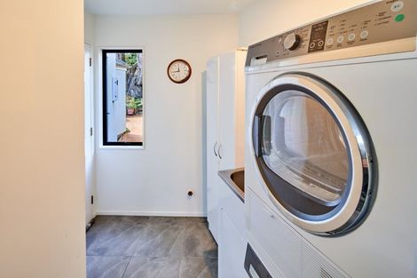 Photo of property in 58 Laings Road, Hutt Central, Lower Hutt, 5010