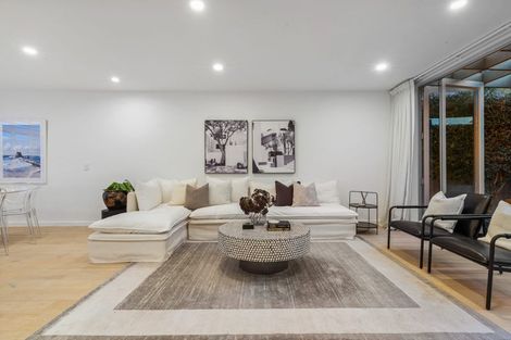 Photo of property in 10/4 Campbell Road, Takapuna, Auckland, 0622