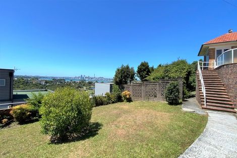 Photo of property in 57 Exmouth Road, Northcote, Auckland, 0627