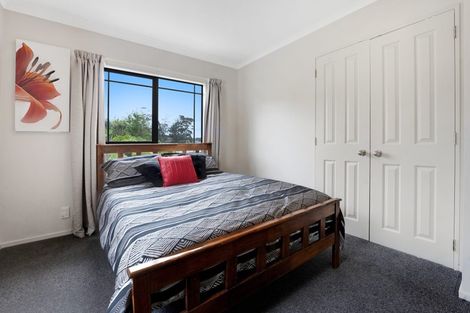Photo of property in 41 Bronzewing Terrace, Unsworth Heights, Auckland, 0632