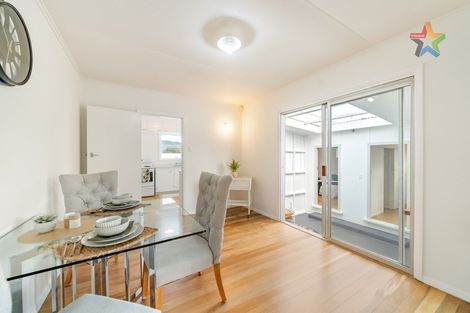 Photo of property in 39 Ruthven Road, Wainuiomata, Lower Hutt, 5014