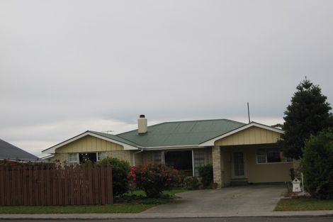 Photo of property in 28 Centennial Avenue, Balclutha, 9230