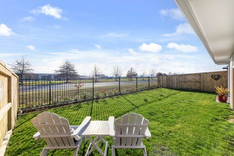 Photo of property in 98a Harakeke Drive, Wharewaka, Taupo, 3330