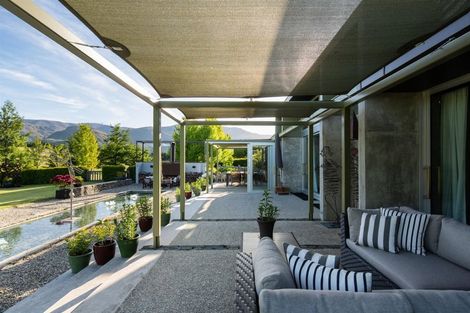 Photo of property in 8 Bendemeer Lane, Lake Hayes, Queenstown, 9371