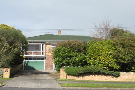 Photo of property in 35 Grande Vue Road, Hillpark, Auckland, 2102