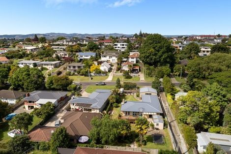 Photo of property in 105 Sutherland Road, Brookfield, Tauranga, 3110