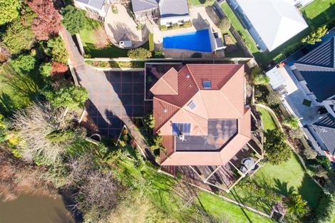 Photo of property in 5 The Oaks, Awapuni, Palmerston North, 4412