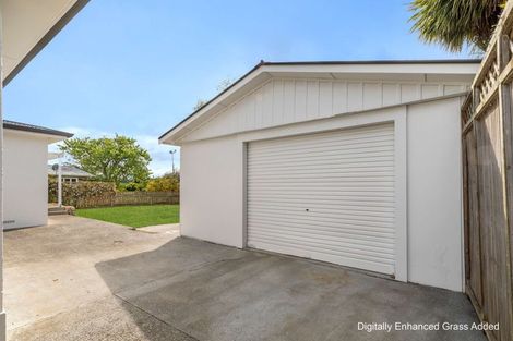 Photo of property in 37 Waterloo Crescent, Hokowhitu, Palmerston North, 4410