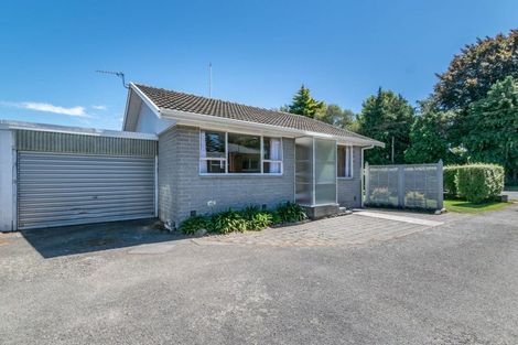 Photo of property in 96a Crofton Road, Harewood, Christchurch, 8051