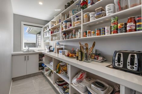 Photo of property in 14 Kamaka Street, Wharewaka, Taupo, 3330