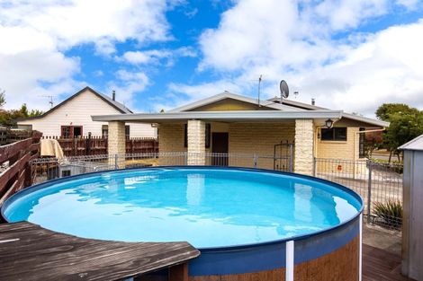 Photo of property in 19 Hillcrest Avenue, Witherlea, Blenheim, 7201