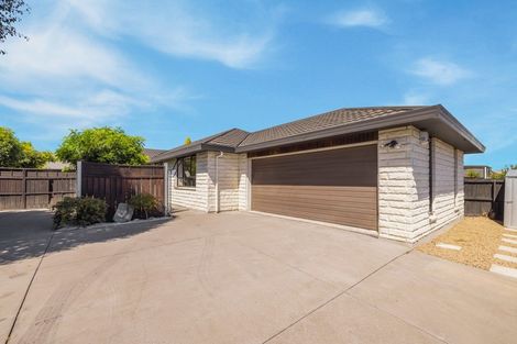 Photo of property in 34 Lowry Avenue, Redwood, Christchurch, 8051