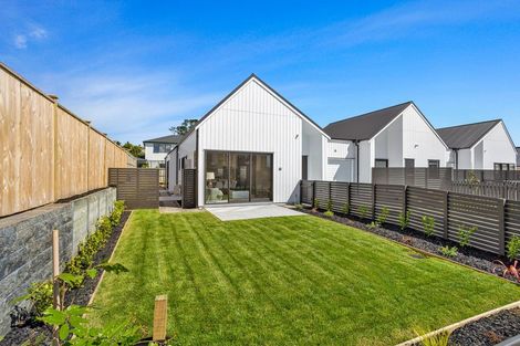 Photo of property in 21 Cambie Avenue, Red Beach, 0932