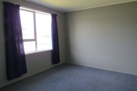 Photo of property in 32 Heather Street, Levin, 5510
