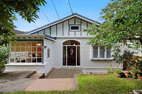 Photo of property in 53 Hataitai Road, Hataitai, Wellington, 6021