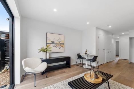 Photo of property in 6/25 Jabuka Street, Glen Eden, Auckland, 0602