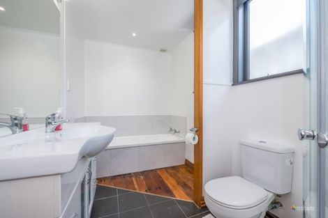 Photo of property in 25 Plunket Avenue, Petone, Lower Hutt, 5012