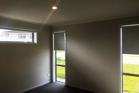 Photo of property in 34 Richardson Road, Omokoroa, 3114