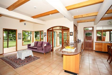 Photo of property in 22 Ewen Place, Karaka, Papakura, 2580