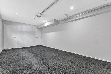 Photo of property in 5 Tahingamanu Road, Hobsonville, Auckland, 0616