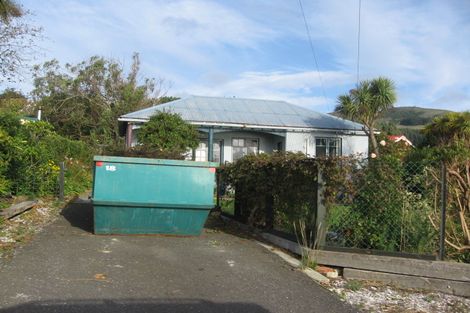 Photo of property in 69 Greig Street, Broad Bay, Dunedin, 9014