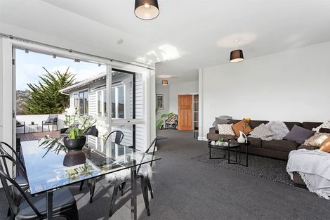 Photo of property in 2a Merlewood Avenue, Cashmere, Christchurch, 8022