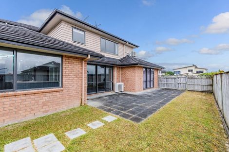 Photo of property in 42 Oakway Drive, Schnapper Rock, Auckland, 0632