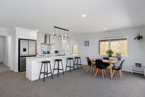 Photo of property in 9 Anatere Rise, Athenree, Waihi Beach, 3177