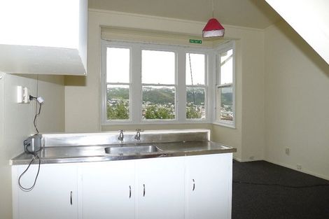 Photo of property in 19 Hiropi Street, Newtown, Wellington, 6021