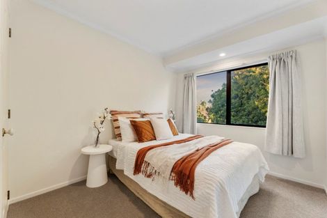 Photo of property in 1 Sutherland Avenue, Mount Maunganui, 3116