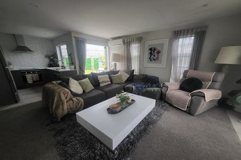 Photo of property in 74 Totara Meadows Court, Wiri, Auckland, 2104