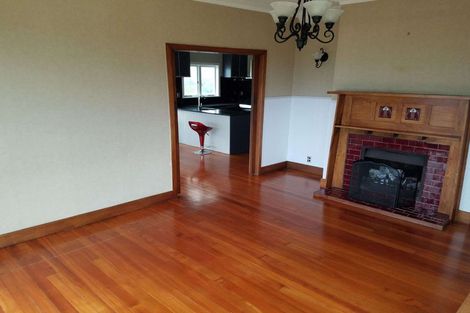 Photo of property in 177 Alf Access Road, Helensville, 0875