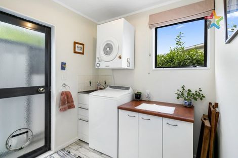 Photo of property in 366b Waiwhetu Road, Fairfield, Lower Hutt, 5011