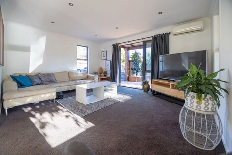 Photo of property in 20 Frye Crescent, Albert Town, Wanaka, 9305