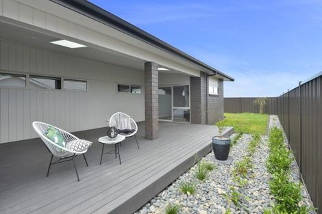 Photo of property in 67 Stace Hopper Drive, One Tree Point, 0118