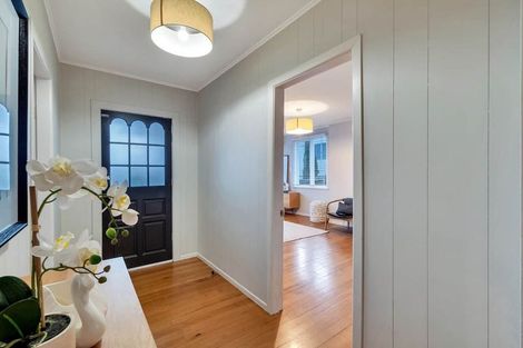 Photo of property in 1/15 Belmont Terrace, Milford, Auckland, 0620