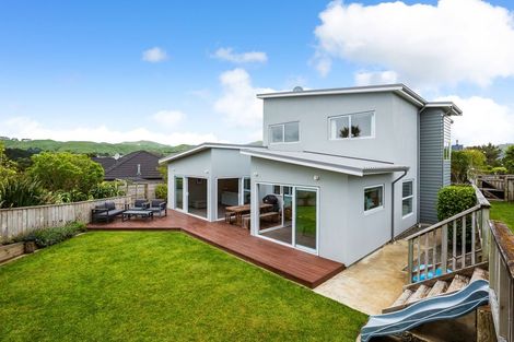 Photo of property in 51 Nelson Avenue, Aotea, Porirua, 5024