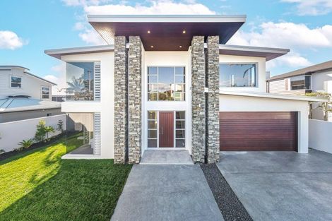 Photo of property in 25 Compass Way, Half Moon Bay, Auckland, 2012